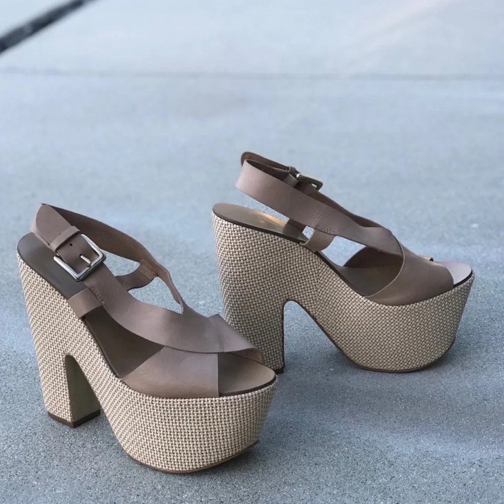 REPORT chunky PLATFORM heels mega sandals leather extreme women’s 10 Strappy tan